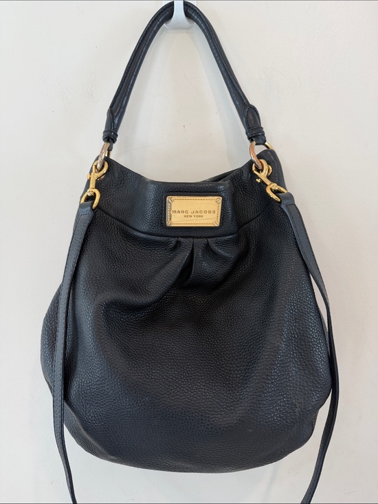 Marc Jacobs Handbags - Marc Jacobs Black Pebbled Leather Shoulder And Cross Body Purse